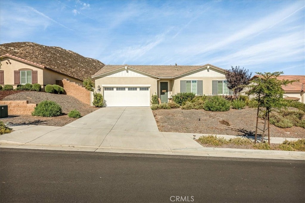 29689 Pathfinder Court
