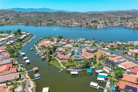 29784 nautical court canyon lake ca 92587
