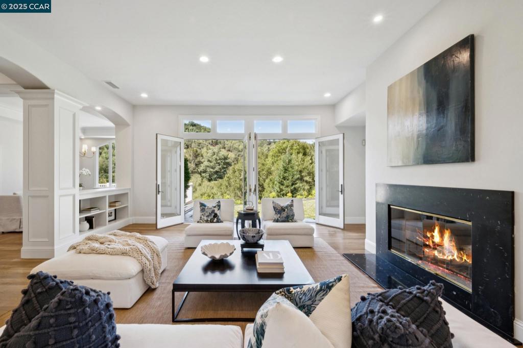 UPPER HAPPY VLY - Residential