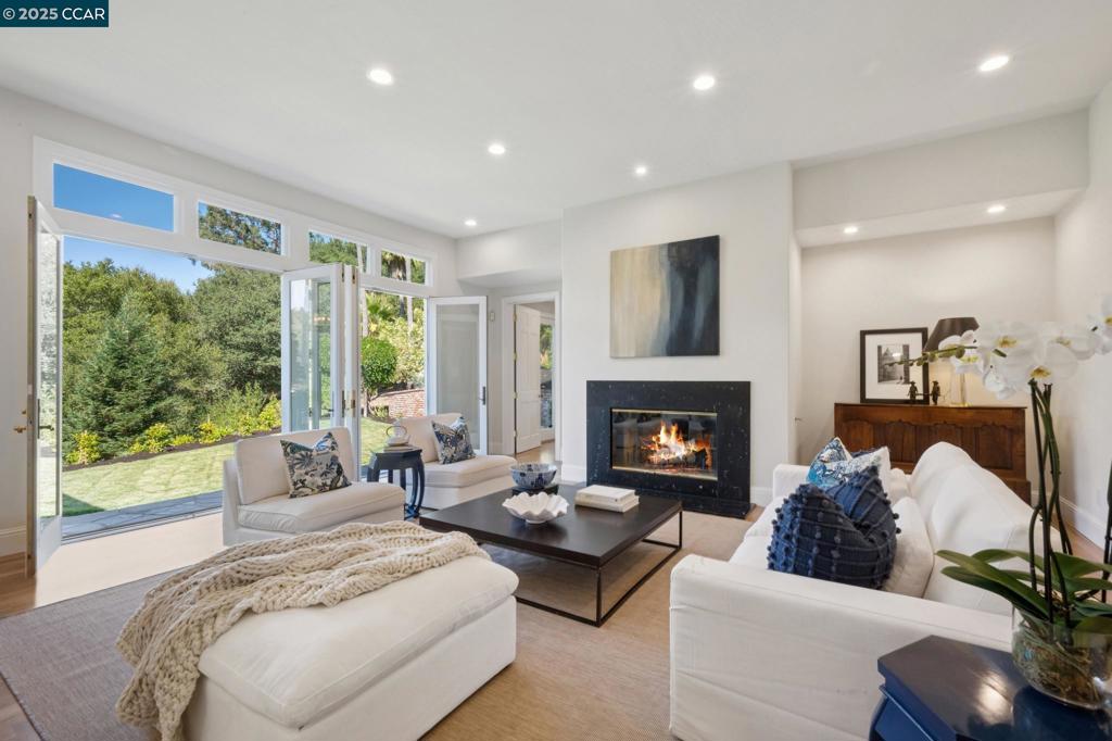 UPPER HAPPY VLY - Residential