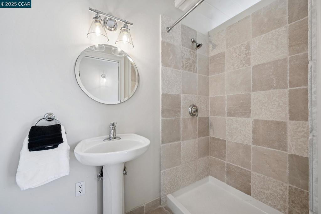 UPPER HAPPY VLY - Residential