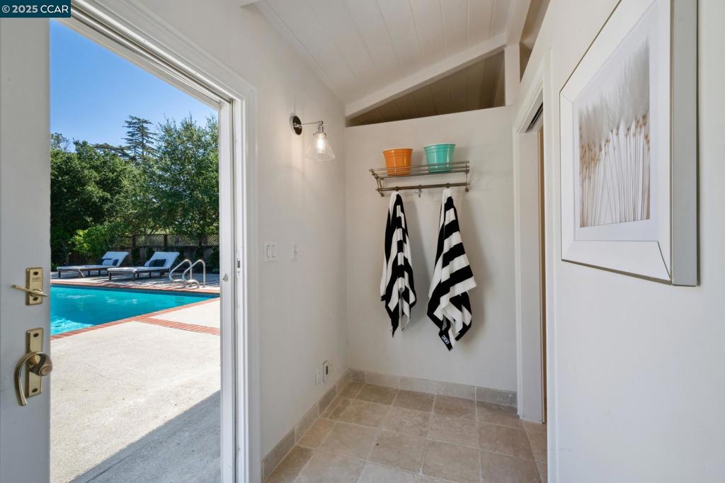 UPPER HAPPY VLY - Residential