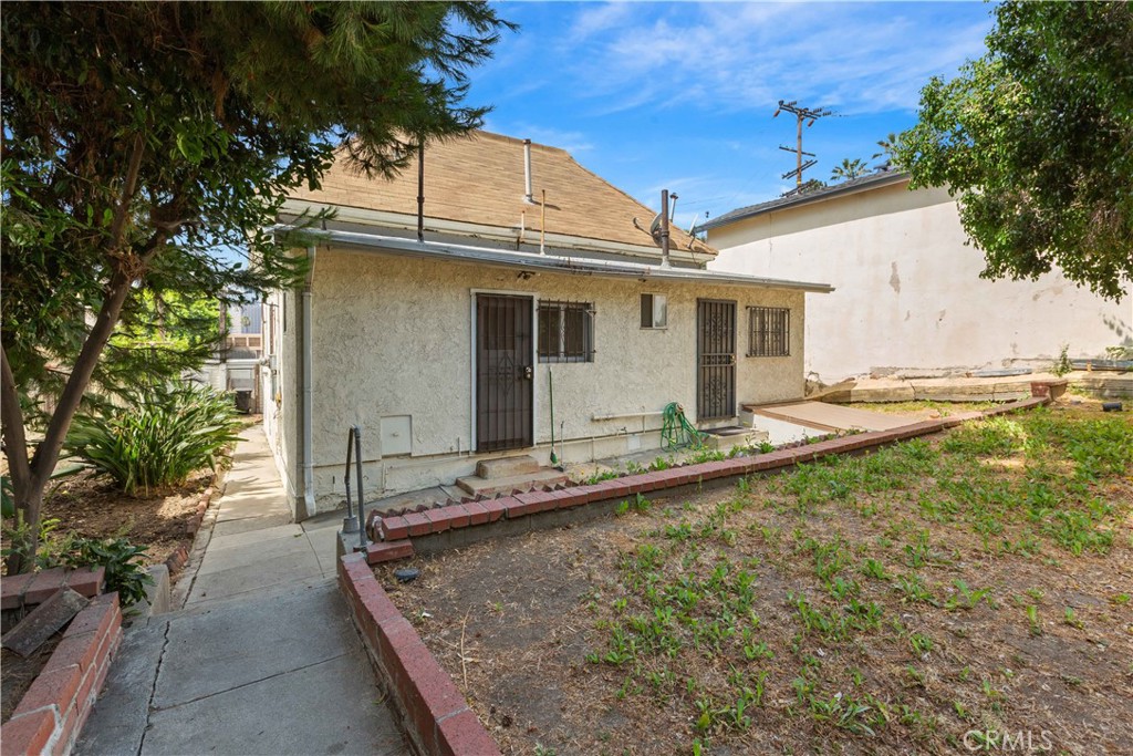 Properties 1 1037 Alpine Street