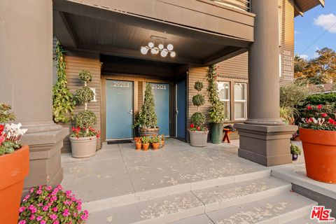 Photo of 2928 Walton Avenue #2930, Los Angeles, CA 90007 (MLS # 25595979)