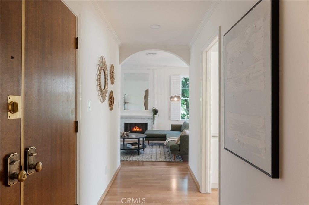 Photo of 1406 Camden Avenue #202, Los Angeles, CA 90025 (MLS # SB26039367)