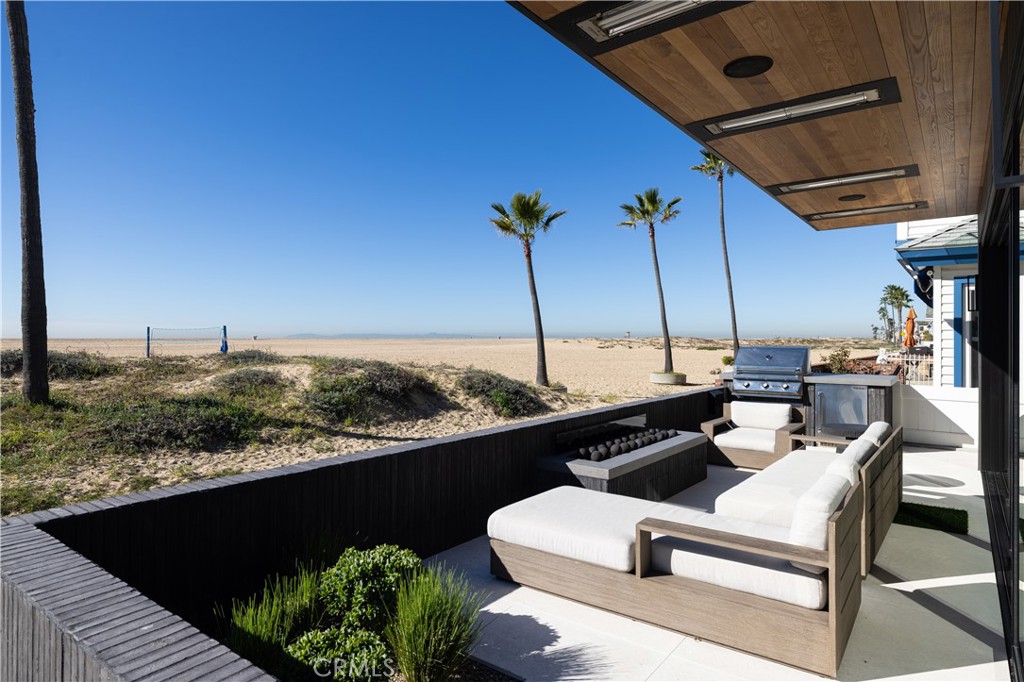 218 E Oceanfront