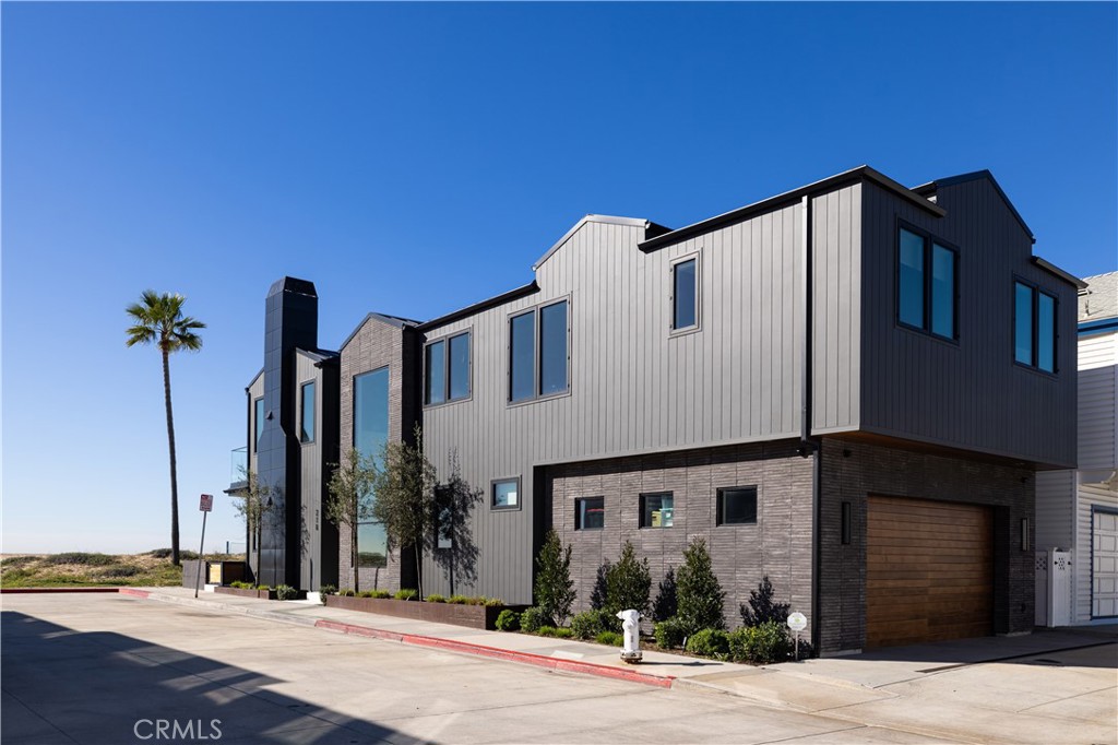 218 E Oceanfront