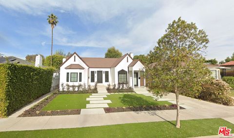 Photo of 6733 Colgate Avenue, Los Angeles, CA 90048 (MLS # 25611487)