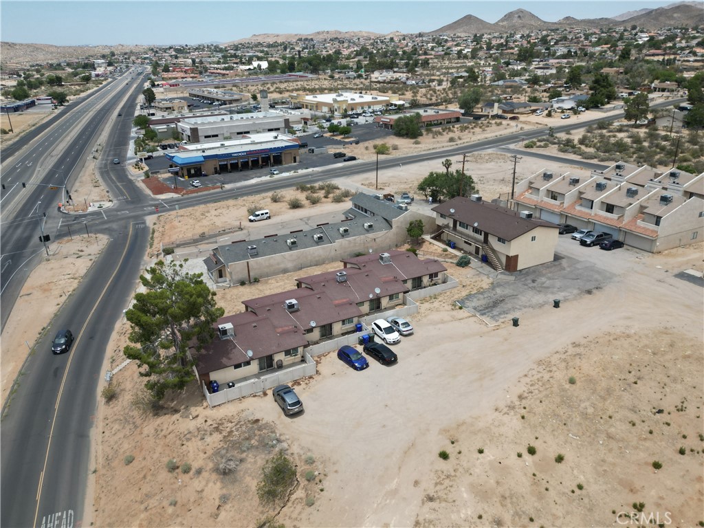 18942 US Highway 18