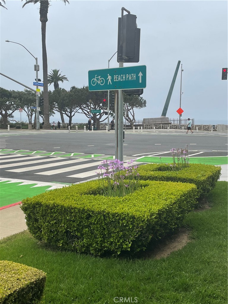 101 California 1104