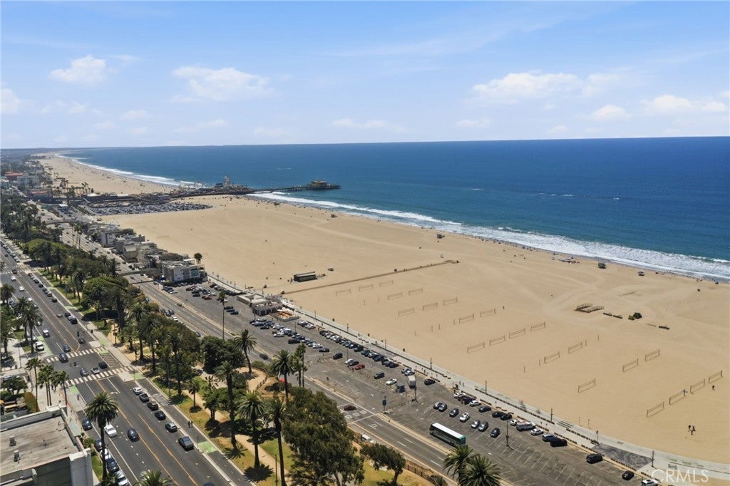 Photo of 101 California AVE #1104, Santa Monica, CA 90403 (MLS # DW26150042)