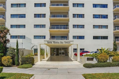 Photo of 101 California AVE #1104, Santa Monica, CA 90403 (MLS # DW26150042)