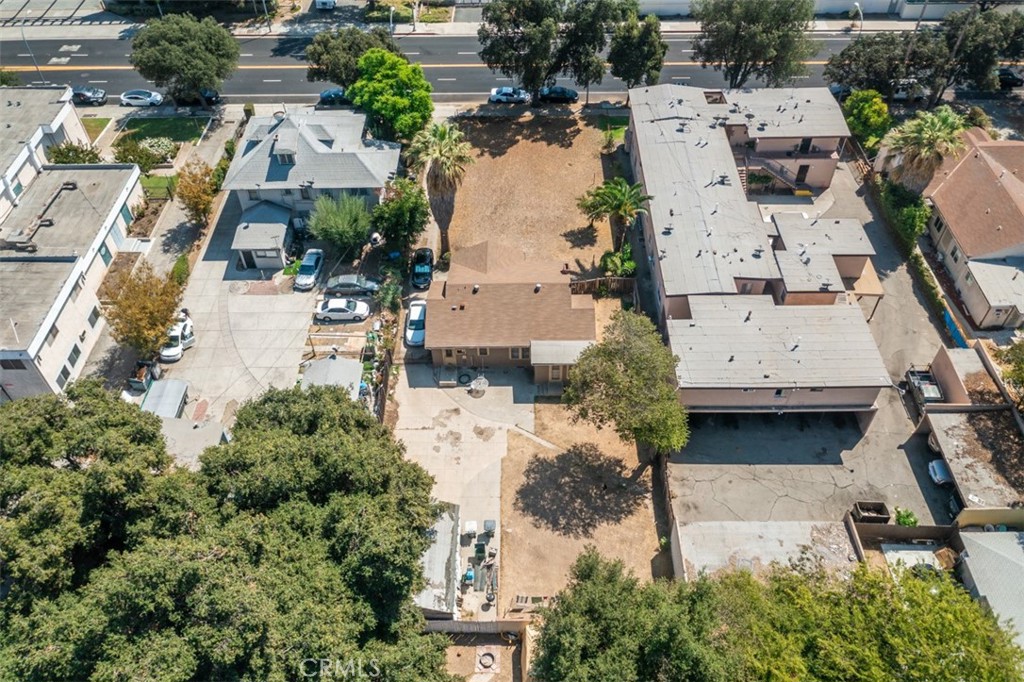 823 N Orange Grove Boulevard