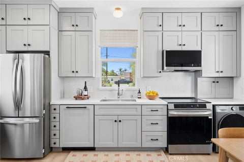 Photo of 314 E 16th ST #D, Costa Mesa, CA 92627 (MLS # NP26186081)
