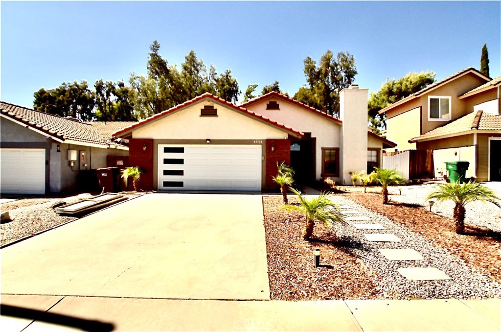 Nestled in a serene Murrieta community, this charming 3-bedroom, 2-bath home offers the perfect blend of comfort and convenience. Located near top-rated high schools and a bustling shopping mall, daily errands and leisure activities are a breeze. Commuting is simple with quick access to the freeway, making trips to San Diego and Los Angeles easily manageable. Enjoy the tranquility of a quiet neighborhood while being just moments away from all the amenities Southern California has to offer.