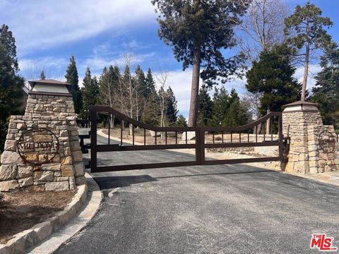 196 Mill Pond Road Lake Arrowhead CA 92352