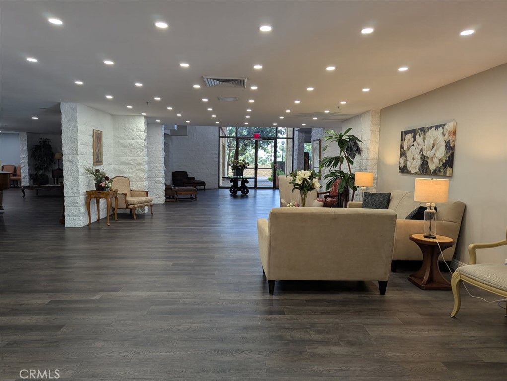 Leisure World (LW) - Residential