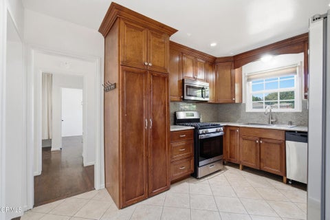 Tiny photo for 2756 Channel Drive, Ventura, CA 93003 (MLS # V1-38710)