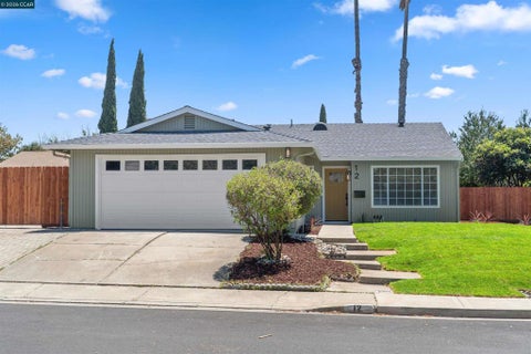 Photo of 12 Merrimac Pl PL, Pittsburg, CA 94565 (MLS # 41143578)