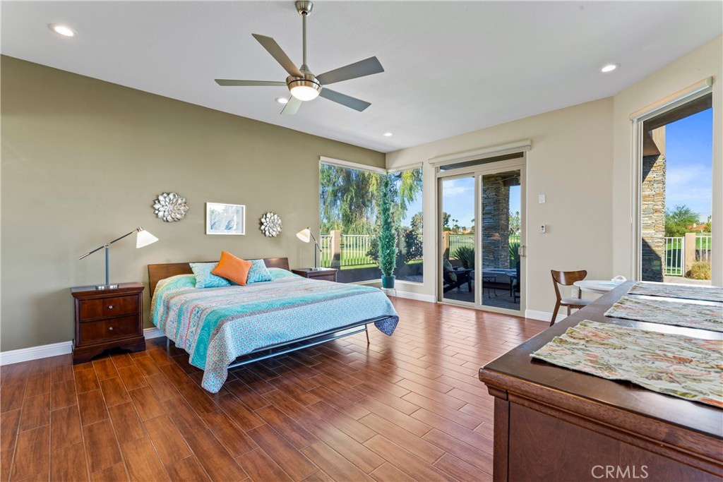 Palm Desert Country Club (32417) - Residential