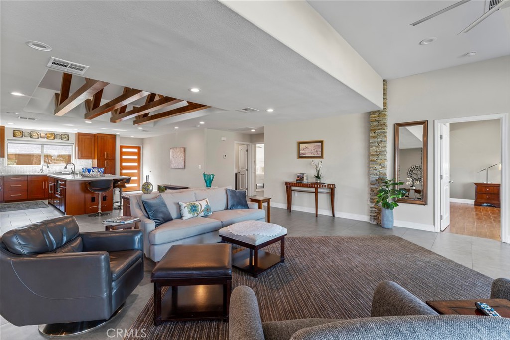 Palm Desert Country Club (32417) - Residential