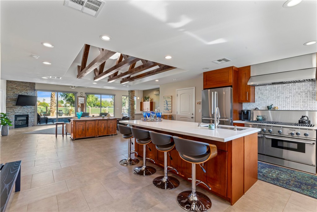 Palm Desert Country Club (32417) - Residential