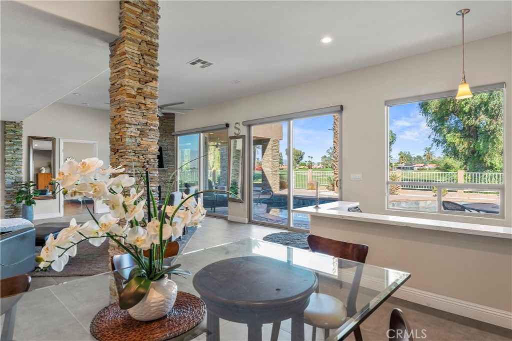 Palm Desert Country Club (32417) - Residential