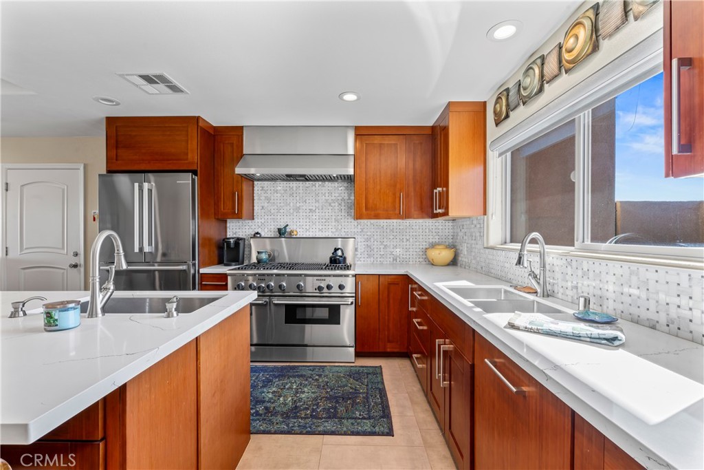 Palm Desert Country Club (32417) - Residential