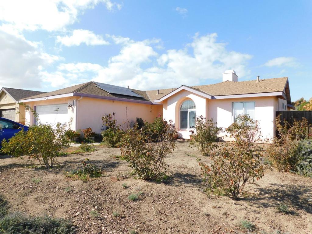 Rare 5-bedroom 2 bath home on a low traffic corner lot with plenty of space to expand, the home features large master suite with its own bathroom, three bedrooms on one side of the home, living room dining and kitchen in the center and 2 additional bedrooms on the other side. Of the home. This is a great investment as a rental or for a first-time buyer.