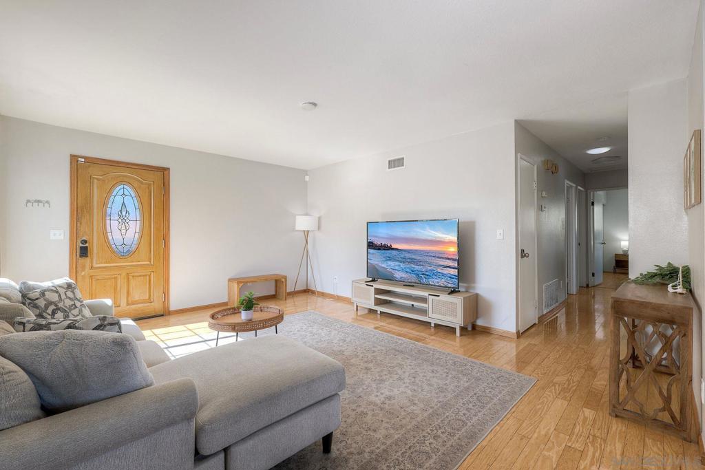 La Mesa - Residential