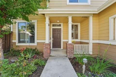 Photo of 337 Ballymore Circle, San Jose, CA 95136 (MLS # ML82024661)