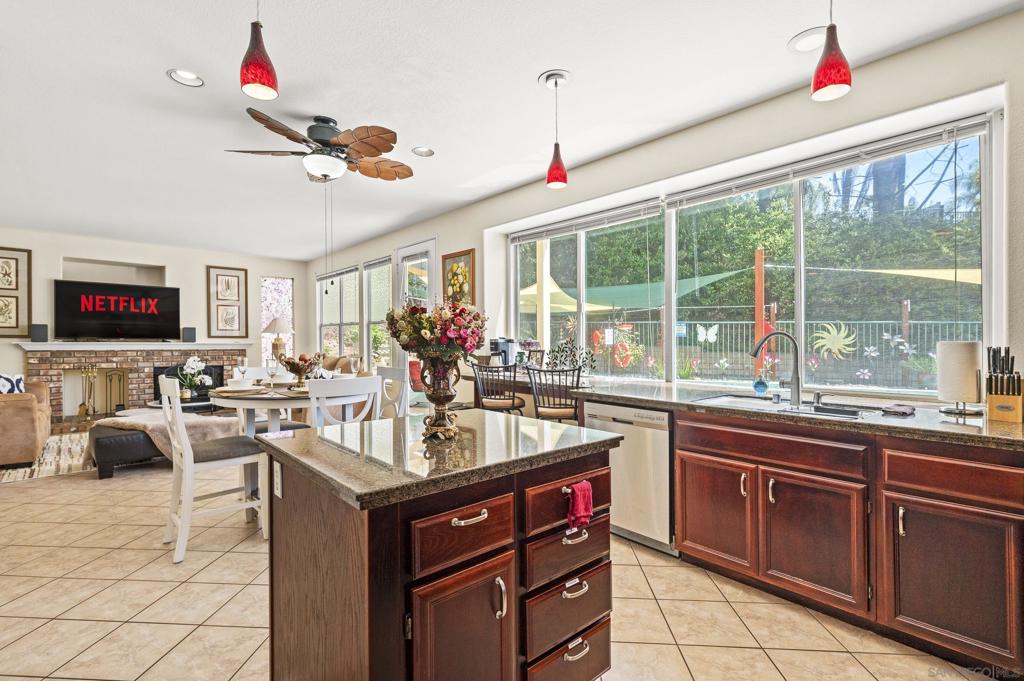1313 Paseo Hermosa