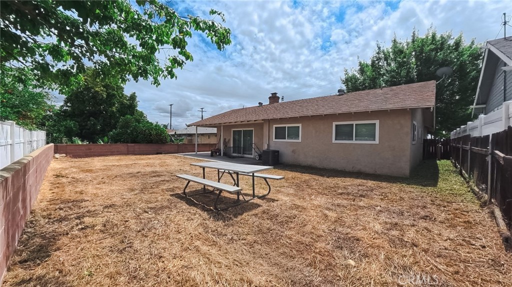 495 W C Street