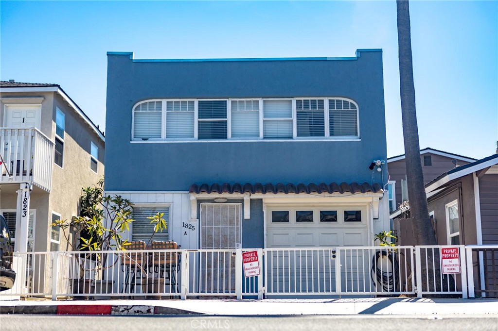 1825 W Balboa Boulevard