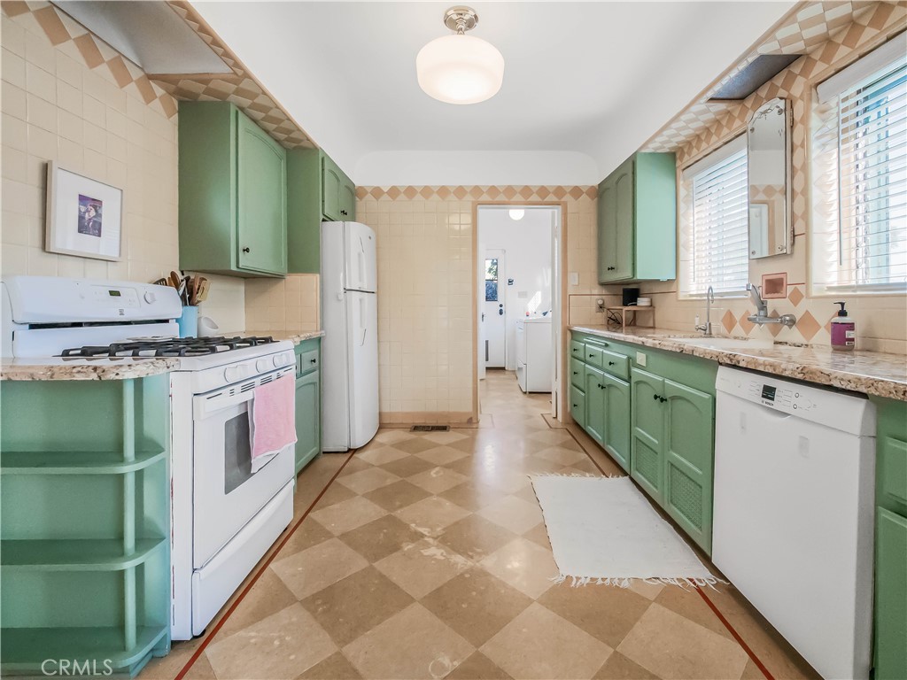 Bixby Knolls (BK) - Residential