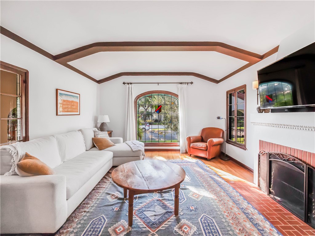 Bixby Knolls (BK) - Residential