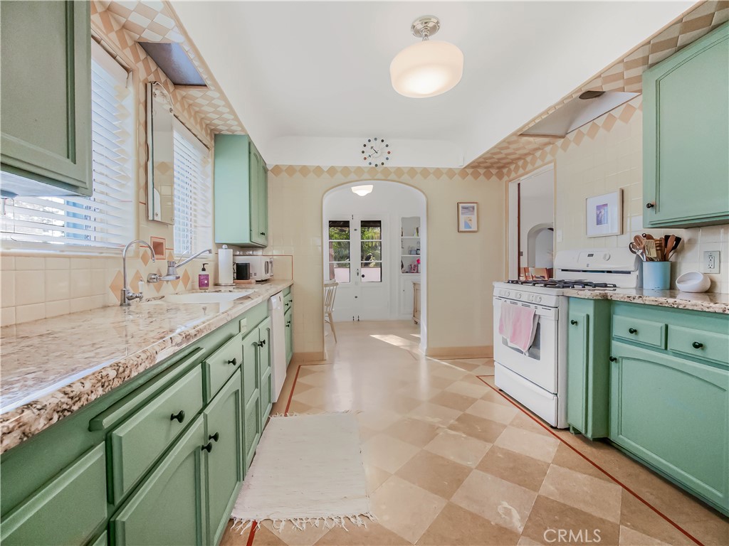 Bixby Knolls (BK) - Residential