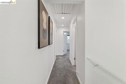 Tiny photo for 2407 Twinflower Ct CT, Martinez, CA 94553 (MLS # 41142206)