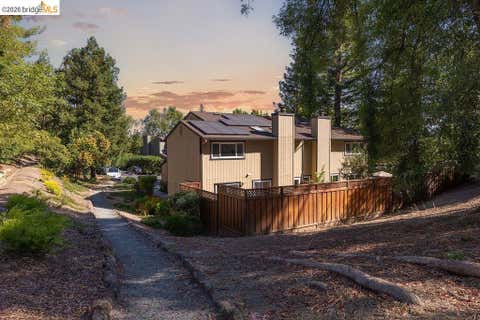 Tiny photo for 2407 Twinflower Ct CT, Martinez, CA 94553 (MLS # 41142206)