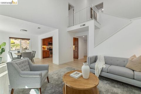 Tiny photo for 2407 Twinflower Ct CT, Martinez, CA 94553 (MLS # 41142206)