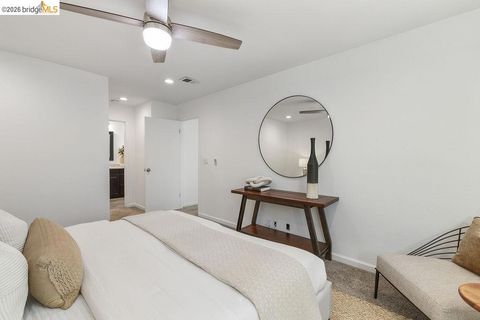 Tiny photo for 2407 Twinflower Ct CT, Martinez, CA 94553 (MLS # 41142206)