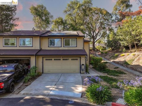 Tiny photo for 2407 Twinflower Ct CT, Martinez, CA 94553 (MLS # 41142206)
