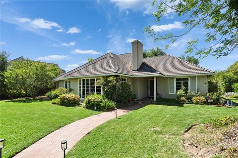 Photo of 705 Chaucer Rd, San Marino, CA 91108 (MLS # AR26069243)