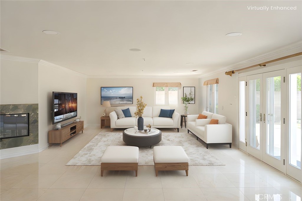 49 W La Sierra Drive