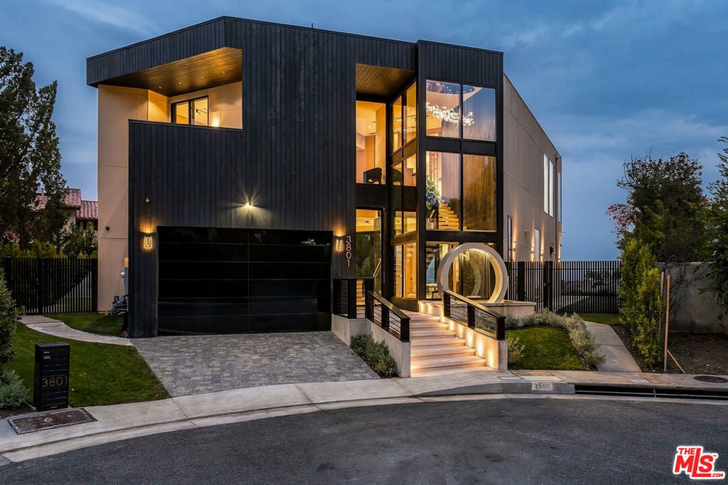 3801 Vista Linda Drive