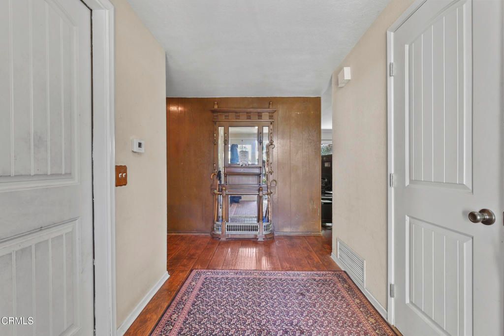 Photo of 276 Verde Vista Drive, Thousand Oaks, CA 91360 (MLS # V1-34449)