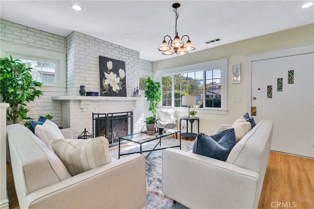 511 unit 1&2 Alvarado Street