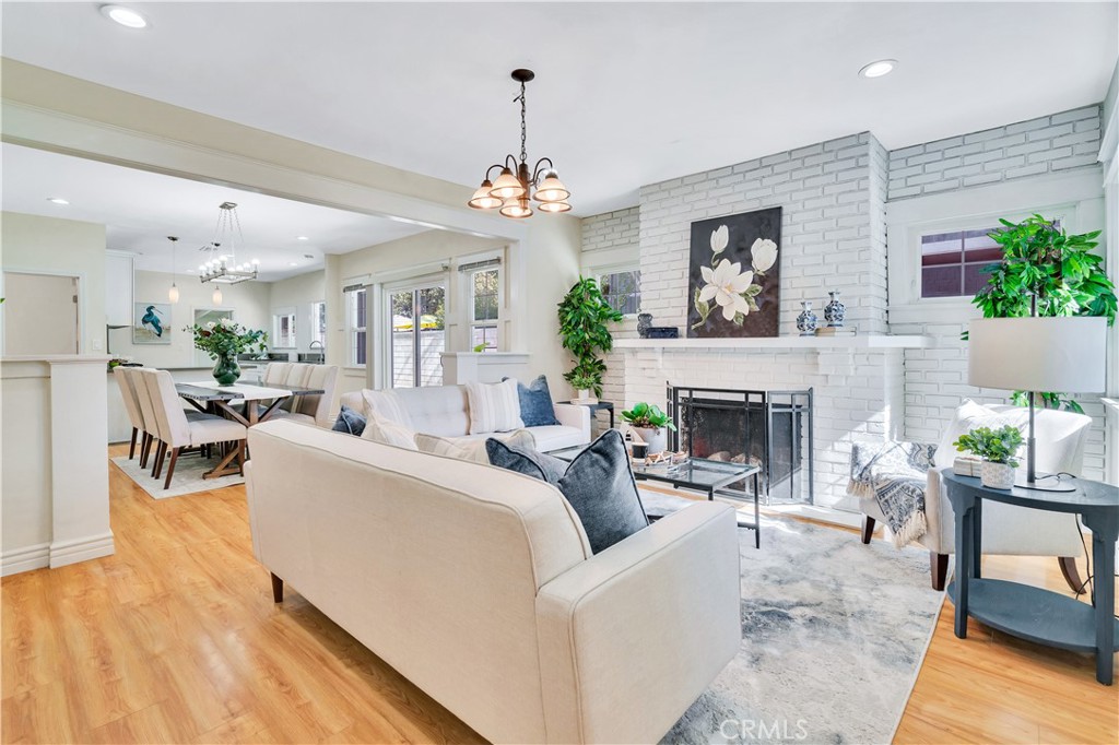 511 unit 1&2 Alvarado Street