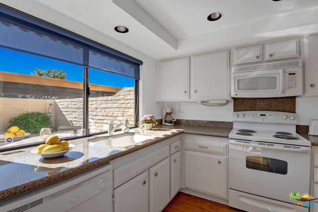 Villas De Las Flores - Residential