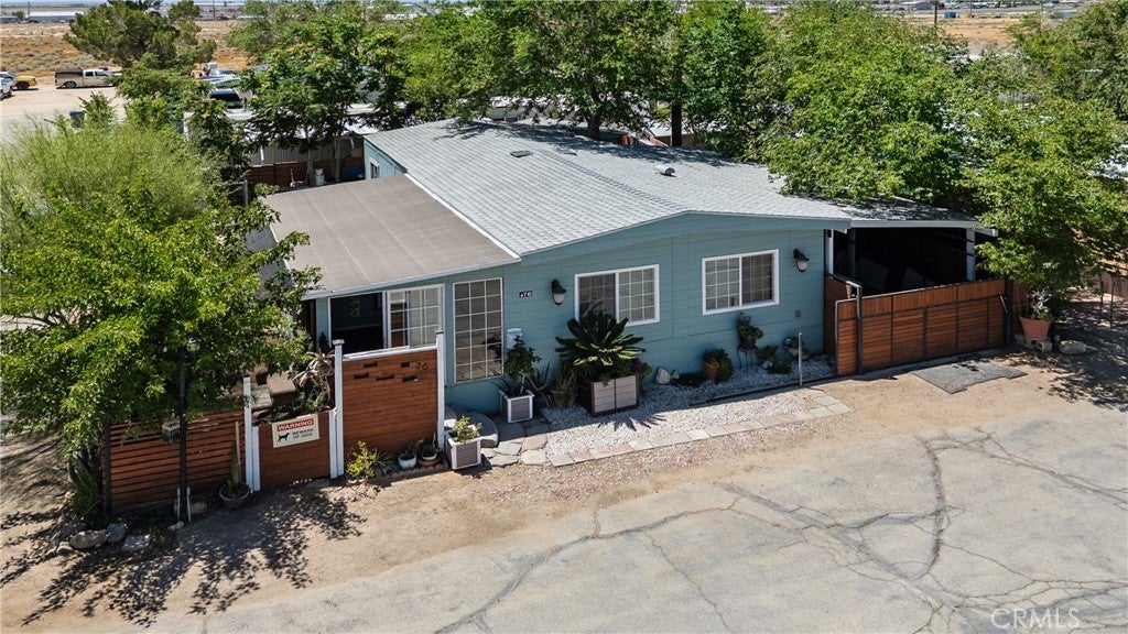 1258 W Rosamond 76